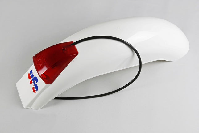 Garde-boue arrière + feu UFO blanc type Preston - MotoTT Vintage