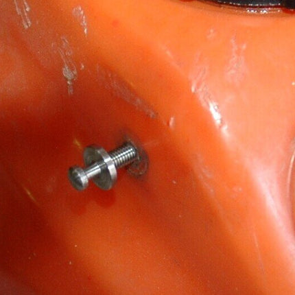 Jeu de 3 vis pour réservoir plastique SWM - MotoTT Vintage