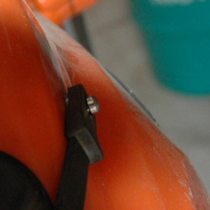 Jeu de 3 vis pour réservoir plastique SWM - MotoTT Vintage