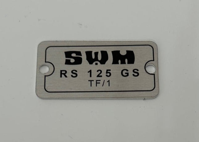 Plaque signalétique moteur SWM 24x46 mm - TF1 125 - MotoTT Vintage