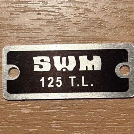 Plaque signalétique SWM 18.5x44.5 - Noir - 125 TL - MotoTT Vintage