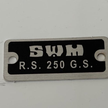 Plaque signalétique SWM 18.5x44.5 - Noir - RS.250.GS - MotoTT Vintage