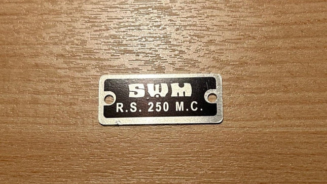 Plaque signalétique SWM 18.5x44.5 - Noir - RS.250.MC - MotoTT Vintage