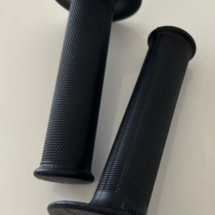 Poignées de guidon Magura Trial avec "Gros protèges poignets" - MotoTT Vintage