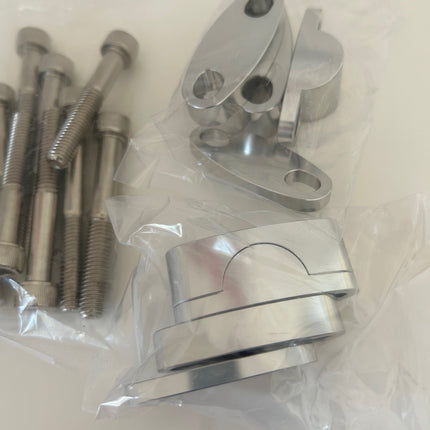 Réhausses guidon - Kit d'entretoises en aluminium pour rehausser le guidon ø 22 mm - MotoTT Vintage