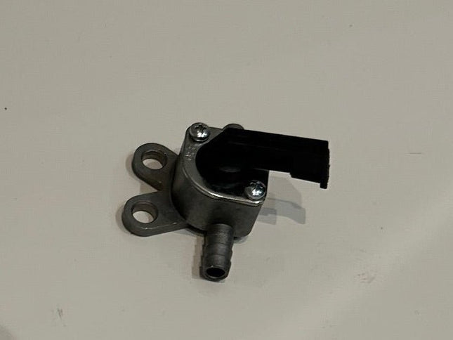 Robinet d'essence Honda TLR fixation via supports - MotoTT Vintage